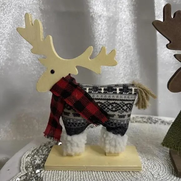 Festive Reindeer Figurines with Plaid Coats - Picture 5 of 5
